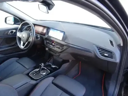 Photo 5 BMW Serie 1 Série 1 118dA 150ch Edition Sport