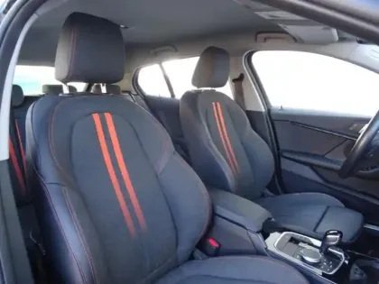 Photo 8 BMW Serie 1 Série 1 118dA 150ch Edition Sport