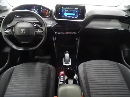 Photo 6 Peugeot 208  e- 136ch Style