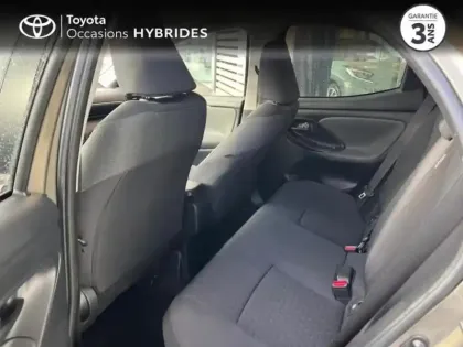 Photo 11 Toyota Yaris  116h Design 5p