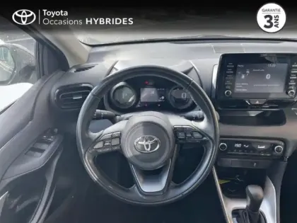 Photo 8 Toyota Yaris  116h Design 5p