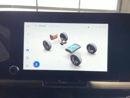 Photo 8 Toyota C-HR  1.8 Hybride 140ch Design NG23