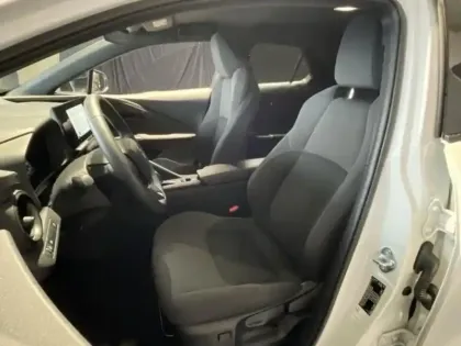 Photo 14 Toyota C-HR  1.8 Hybride 140ch Design NG23