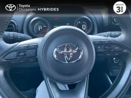 Photo 8 Toyota Yaris  116h Design 5p MY22