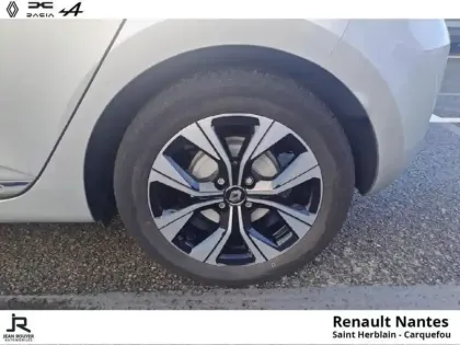 Photo 8 Renault Clio  1.6 E-Tech 140ch Limited