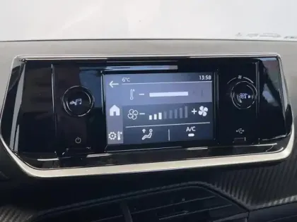 Photo 14 Peugeot 208  1.2 PureTech 75ch S&S Like