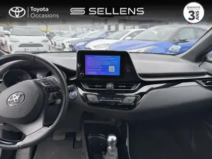 Photo 7 Toyota C-HR  1.8 Hybride 122ch Design Ultimate E-CVT