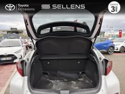 Photo 9 Toyota C-HR  1.8 Hybride 122ch Design Ultimate E-CVT