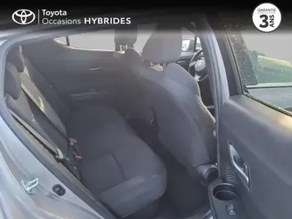 Photo 6 Toyota C-HR  122h Edition 2WD E-CVT RC18