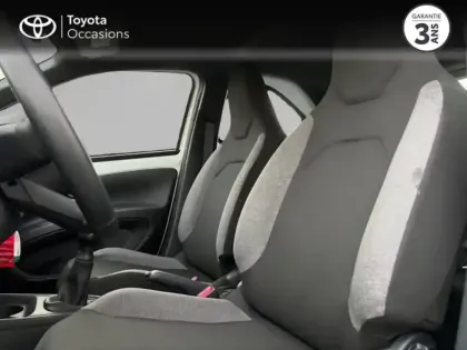 Photo 10 Toyota Aygo  X 1.0 VVT-i 72ch Dynamic MY24