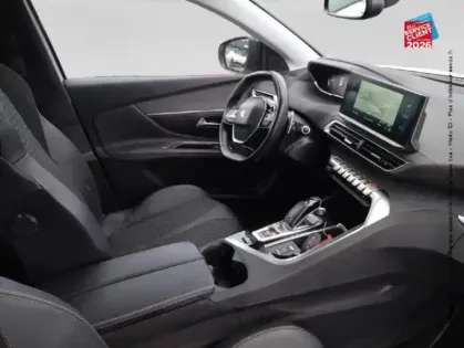 Photo 19 Peugeot 3008  1.2 PureTech 130ch S&S Roadtrip EAT8