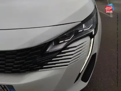 Photo 12 Peugeot 3008  1.2 PureTech 130ch S&S Roadtrip EAT8