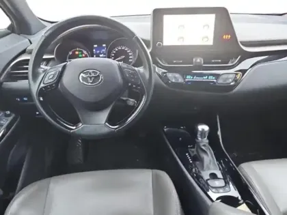 Photo 12 Toyota C-HR  122h Distinctive 2WD E-CVT MY20