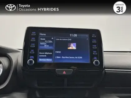 Photo 14 Toyota Yaris  116h Design 5p MY22