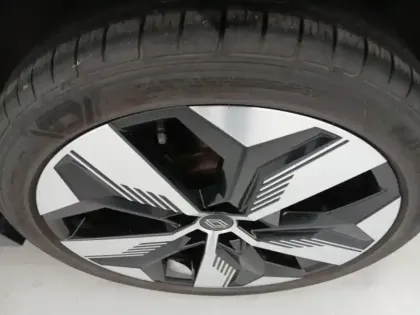 Photo 9 Renault Megane  E-Tech Electric EV60 220ch Techno super charge