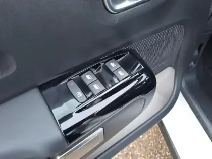 Photo 13 Citroën C3  1.2 PureTech 110ch S&S Shine 120-123g