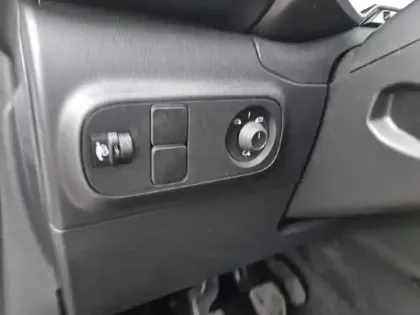 Photo 14 Citroën C3  1.2 PureTech 110ch S&S Shine 120-123g