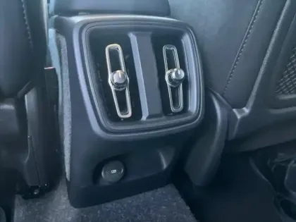 Photo 12 Volvo Xc40  B3 163ch Black Edition DCT 7