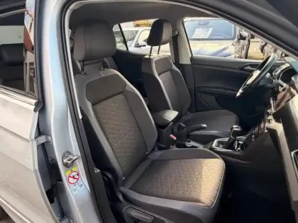 Photo 6 Volkswagen T-cross Gén. I Ph1 NG R-Line Tech 5