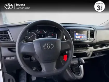 Photo 8 Toyota Proace  Verso Medium 2.0 140 D-4D Dynamic MC24