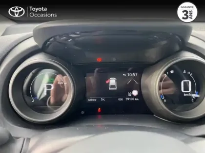 Photo 13 Toyota Yaris  Cross 116h Dynamic MY22