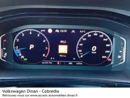 Photo 8 Volkswagen T-roc  1.5 TSI Evo2 150ch R-Line Edition DSG7