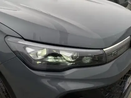 Photo 7 Volkswagen Tiguan  1.5 eHybrid 204ch R-Line Edition DSG6