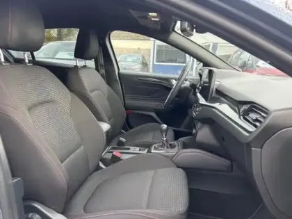 Photo 10 Ford Focus  1.0 EcoBoost 155ch mHEV ST-Line X