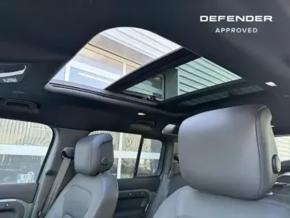 Photo 8 Land rover Defender  110 2.0 P300e PHEV Trophy Edition Keswick Green