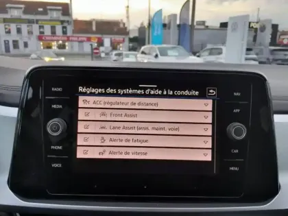 Photo 13 Volkswagen T-roc  1.0 TSI 116ch VW Edition