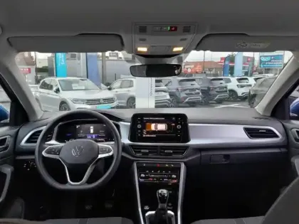 Photo 11 Volkswagen T-roc  1.0 TSI 116ch VW Edition