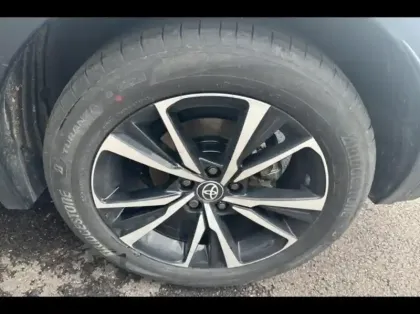 Photo 12 Toyota C-HR  2.0 Hybride 200ch Design Pack Confort NG 2WD