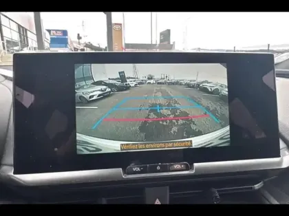 Photo 13 Toyota C-HR  2.0 Hybride 200ch Design Pack Confort NG 2WD