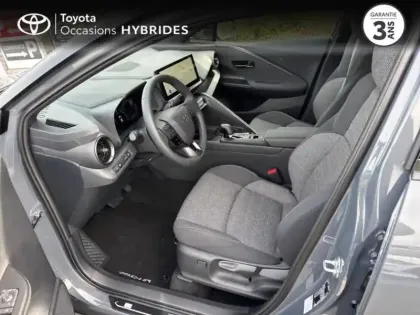 Photo 10 Toyota C-HR  1.8 Hybride 140ch Graphic MY26