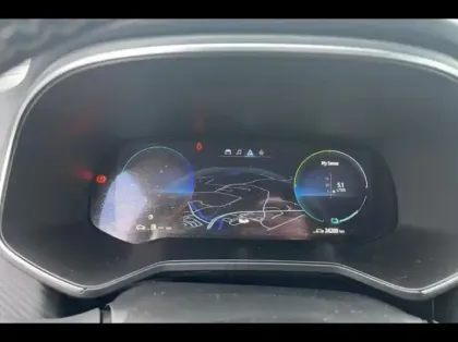 Photo 14 Renault Clio  1.6 E-Tech hybride 145ch Engineered