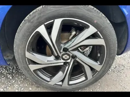 Photo 7 Renault Clio  1.6 E-Tech hybride 145ch Engineered