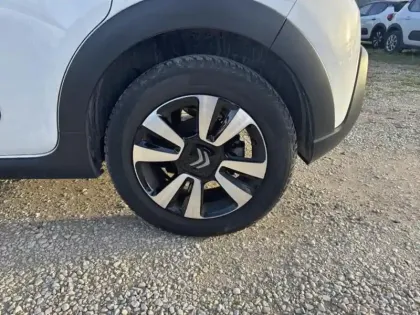 Photo 10 Citroën C3  1.2 PureTech 110ch S&S Shine 120-123g