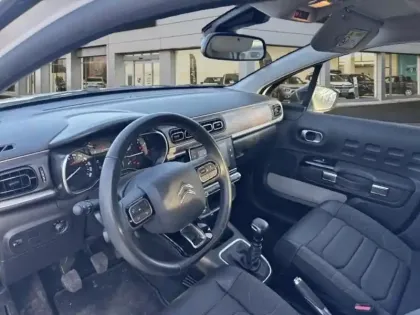 Photo 7 Citroën C3  1.2 PureTech 110ch S&S Shine 120-123g