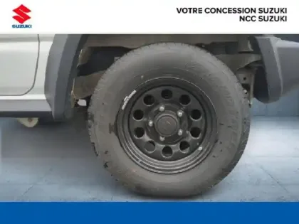 Photo 8 Suzuki Jimny  1.5 VVT Privilège