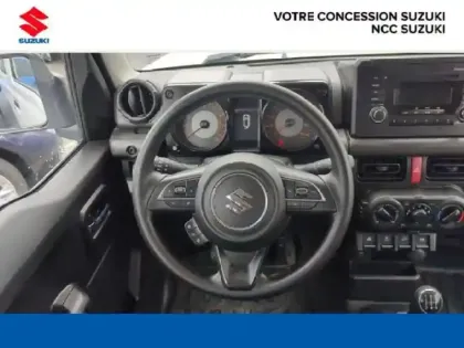 Photo 10 Suzuki Jimny  1.5 VVT Privilège