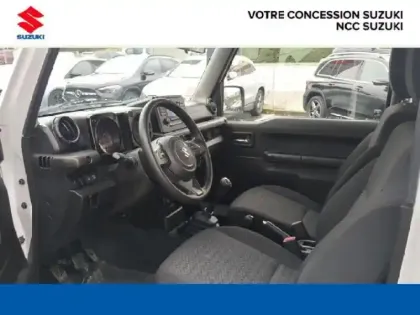 Photo 14 Suzuki Jimny  1.5 VVT Privilège