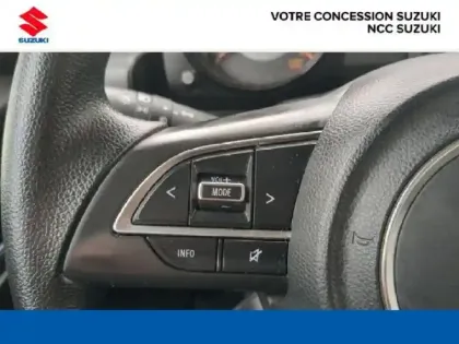 Photo 11 Suzuki Jimny  1.5 VVT Privilège