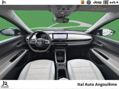 Photo 7 Fiat 600  1.2 Hybrid 100ch La Prima DCT6