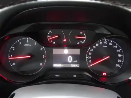 Photo 7 Opel Crossland  1.2 Turbo 110ch GS Line