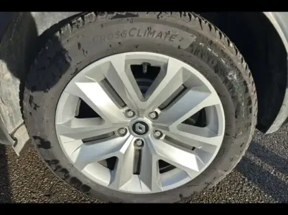 Photo 12 Renault Captur  1.6 E-Tech hybride 145ch Business -21