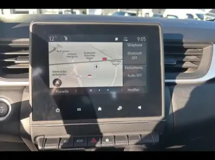 Photo 14 Renault Captur  1.6 E-Tech hybride 145ch Business -21