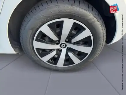 Photo 9 Renault Clio  1.6 E-Tech hybride 145ch Evolution