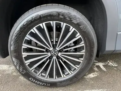 Photo 6 Volkswagen Tayron  1.5 eHybrid 204ch VW Edition DSG6 5 places