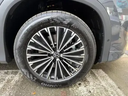 Photo 8 Volkswagen Tayron  1.5 eHybrid 204ch VW Edition DSG6 5 places