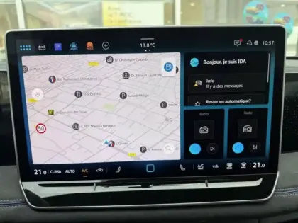 Photo 7 Volkswagen Tiguan  1.5 eTSI 150ch R-Line Edition DSG7